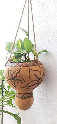 Tumba Gourd Shell Pot Holder